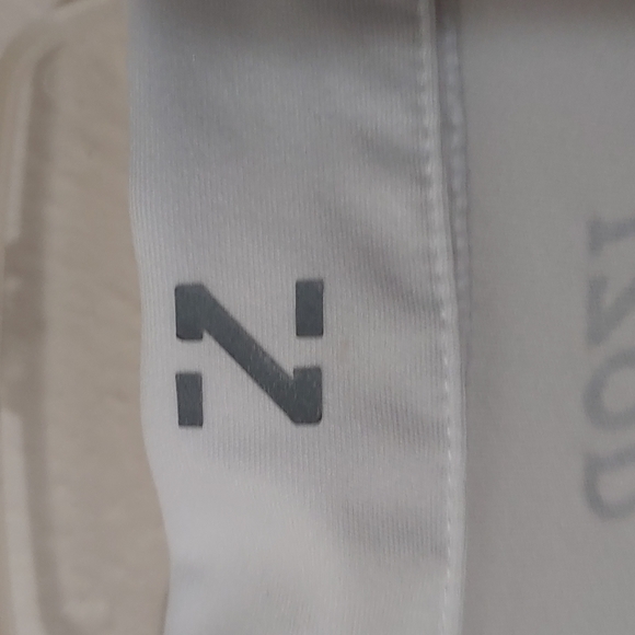 Izod Perform Men's Cool FX X-treme Function Golf Polo - Picture 5 of 7